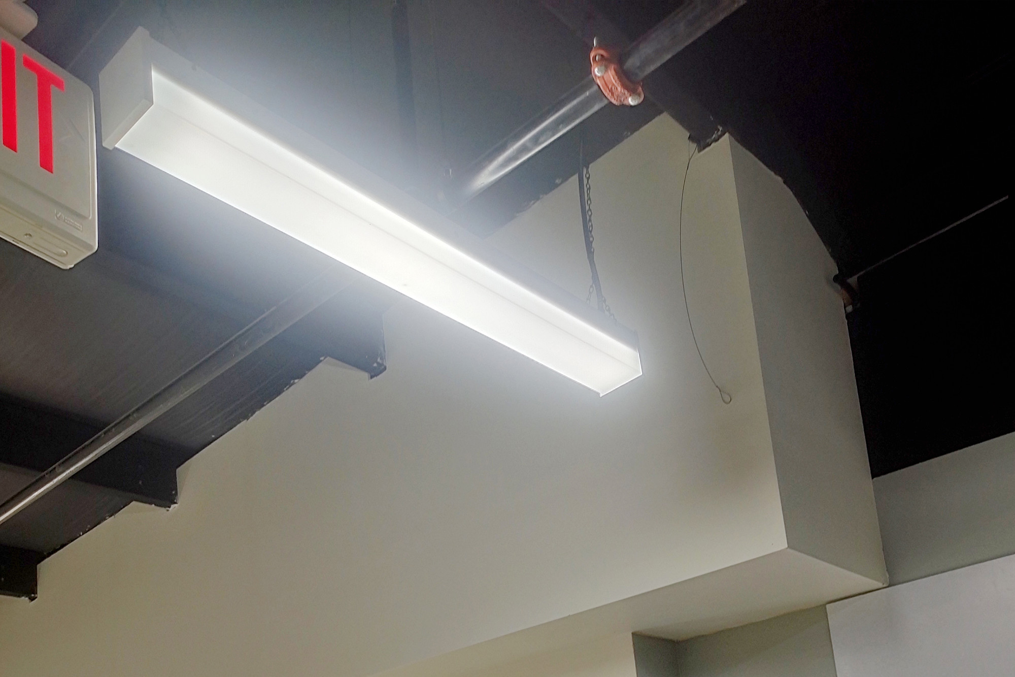 najnowsza sprawa firmy na temat Zastosowania świateł owijających LED